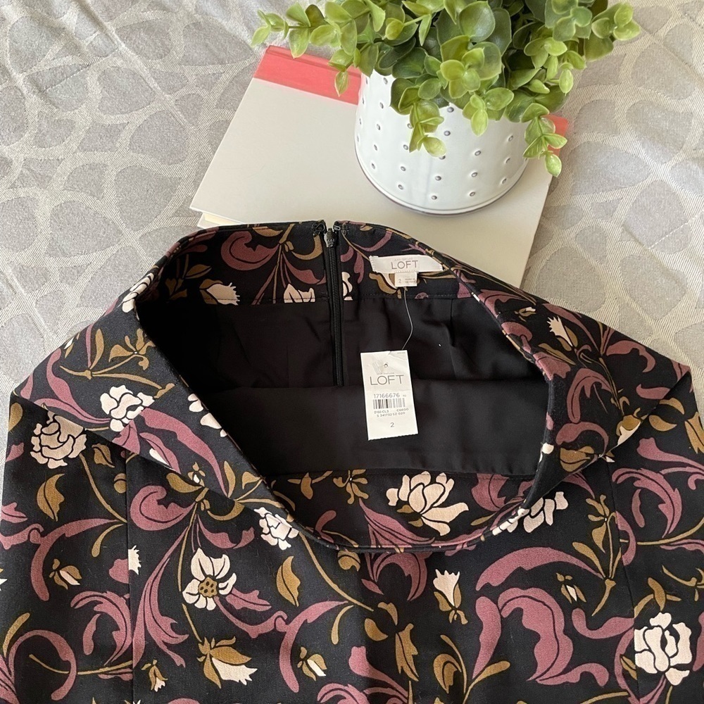 Nwt Loft Black Floral Pencil Skirt Size 2 - Picture 3 of 3